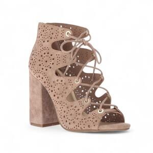 G by Guess Chunky Heels Lace Up Gladiator Sandals Laser Cut Out Beige Womens 8M